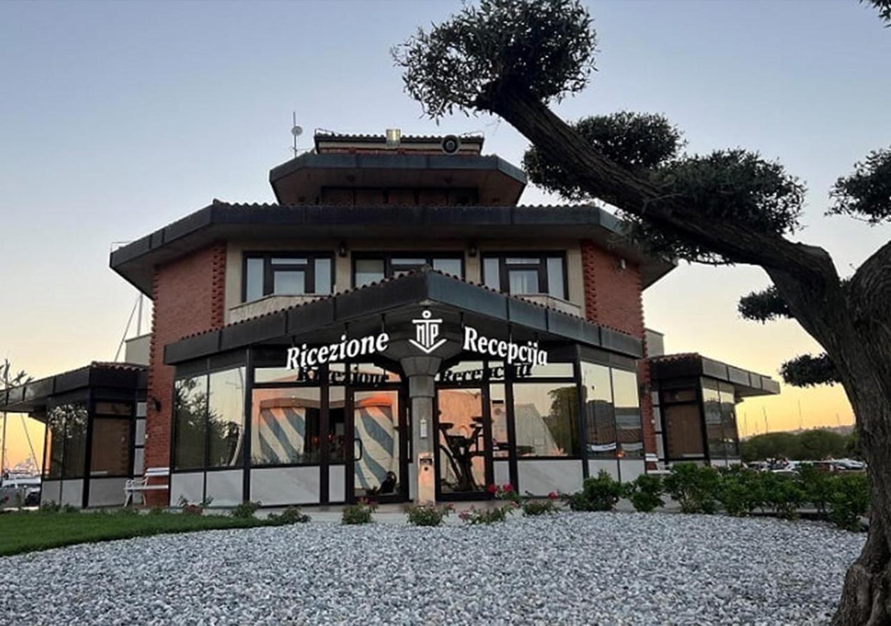 Villa Floating House - Marina Relax Portoroz Exterior foto